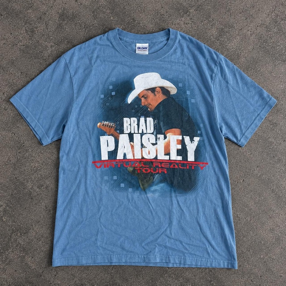 Brad Paisley Virtual Reality Tour Graphic T-Shirt – Blue – Size Small